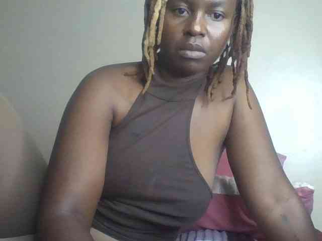 freakcurvy8 webcam