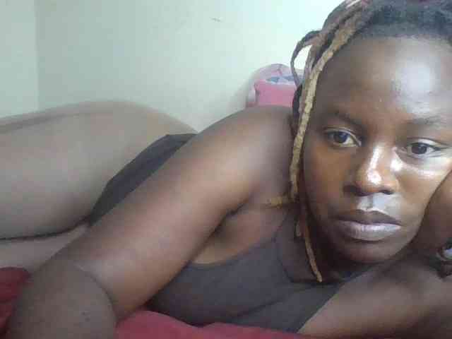 freakcurvy8 webcam