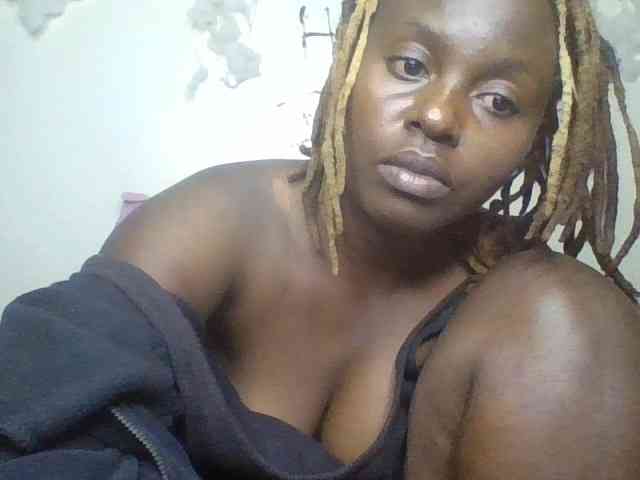 freakcurvy8 webcam