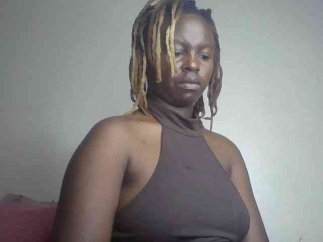 freakcurvy8 webcam