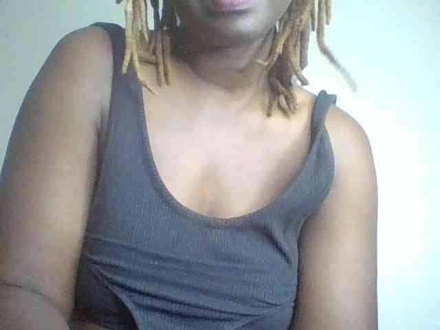 freakcurvy8 webcam