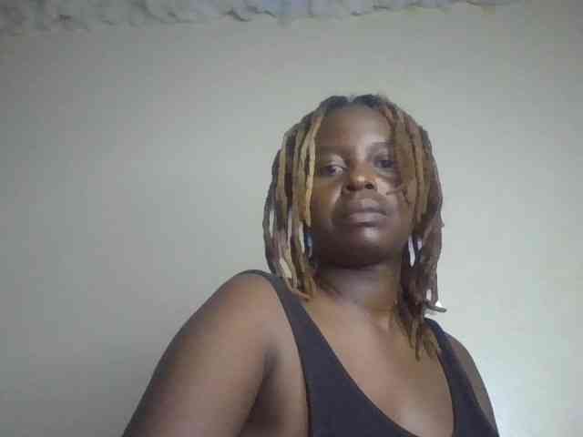 freakcurvy8 webcam