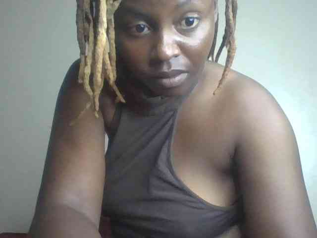 freakcurvy8 webcam