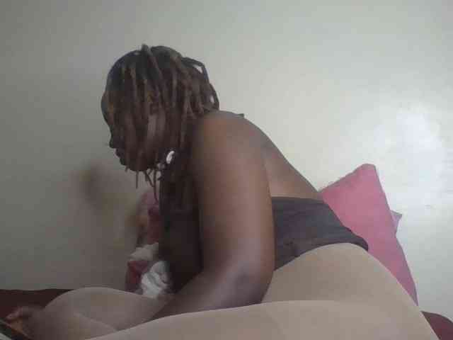 freakcurvy8 webcam