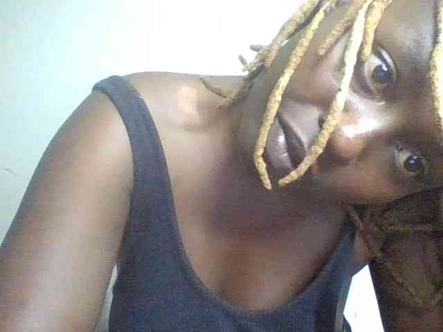 freakcurvy8 webcam