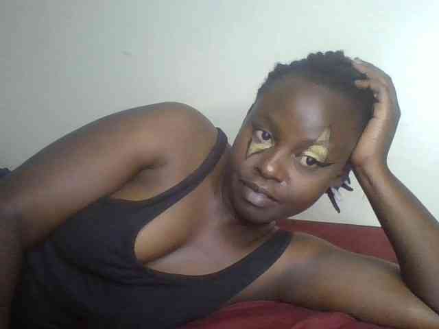 freakcurvy8