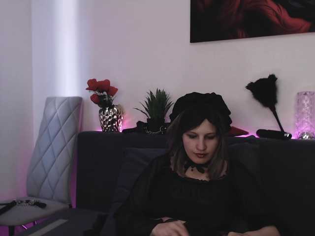 Рунетки: телочки дрочат пизду, секс чат бесплатно