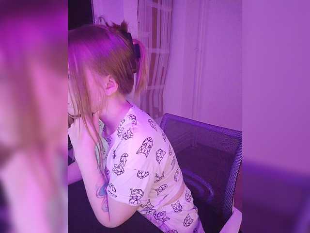 Lilith- webcam