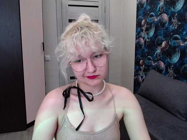 ElizabethWooler webcam
