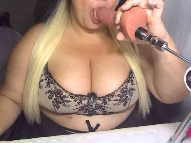 AlissaBecker webcam