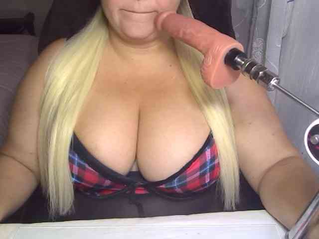 AlissaBecker webcam