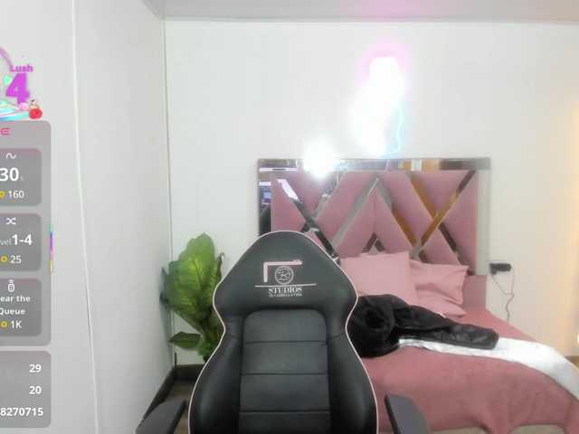 SAAYA-TAY webcam