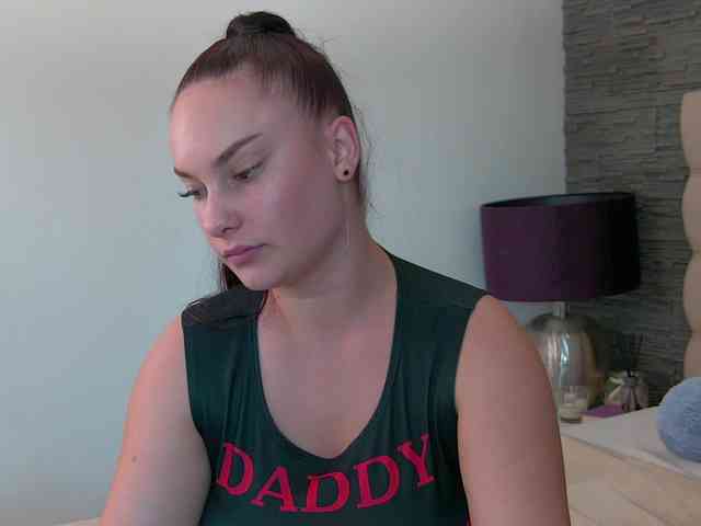 Candy-babe webcam