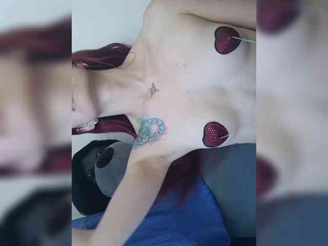 RevySadashiTrue webcam