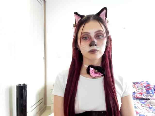RevySadashiTrue webcam