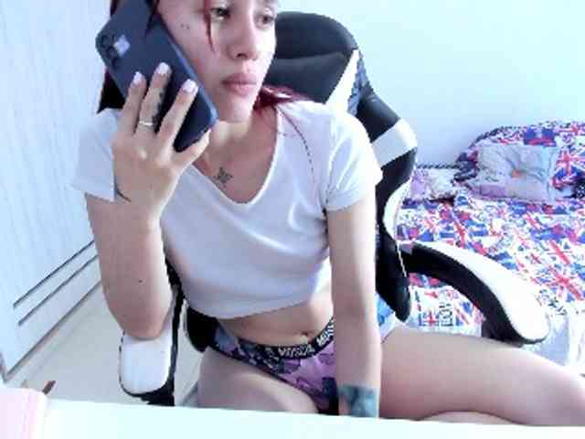 RevySadashiTrue webcam