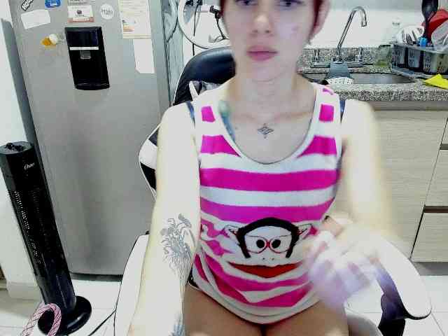 RevySadashiTrue webcam