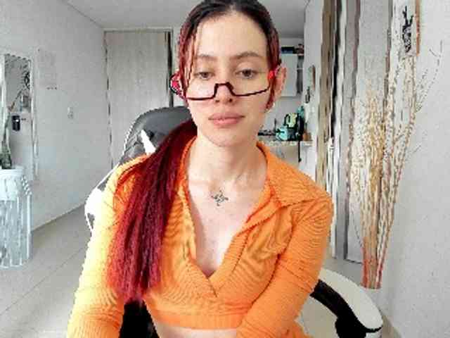 RevySadashiTrue webcam