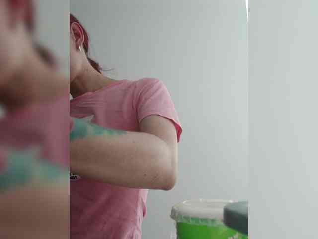 RevySadashiTrue webcam