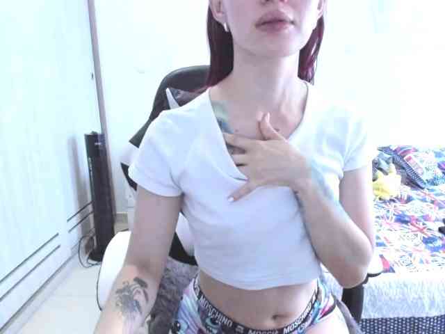 RevySadashiTrue webcam