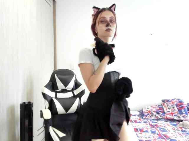 RevySadashiTrue webcam