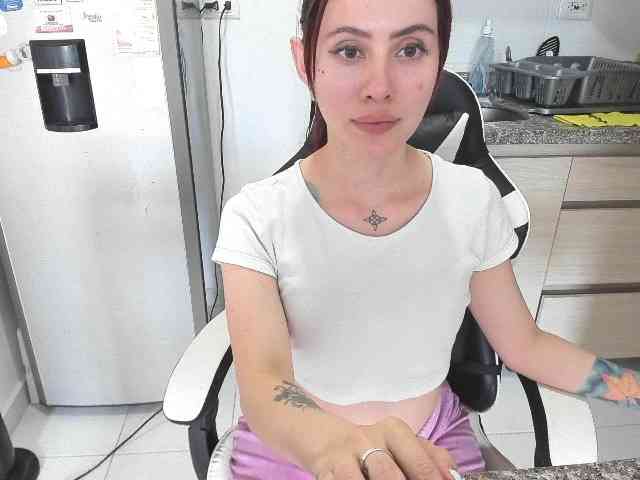 RevySadashiTrue webcam