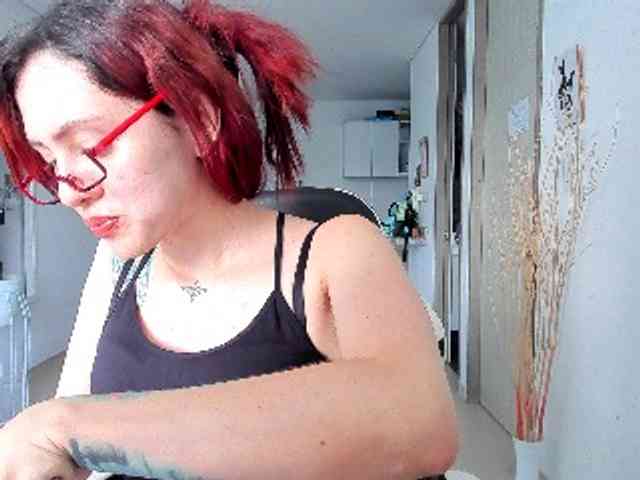 RevySadashiTrue webcam