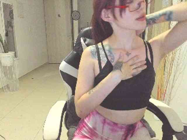 RevySadashiTrue webcam