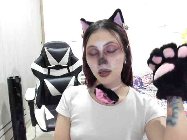 RevySadashiTrue webcam