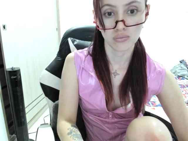 RevySadashiTrue webcam