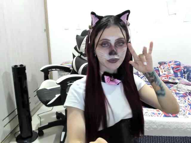 RevySadashiTrue webcam