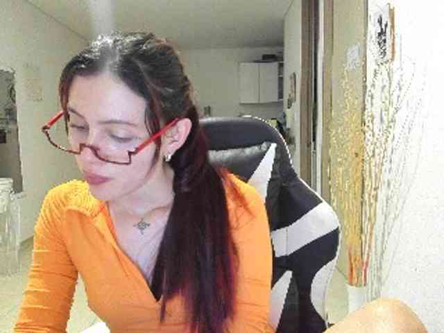 RevySadashiTrue webcam