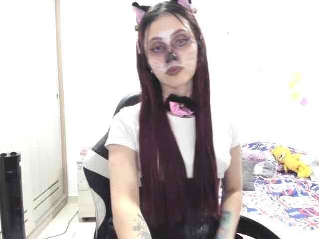 RevySadashiTrue webcam