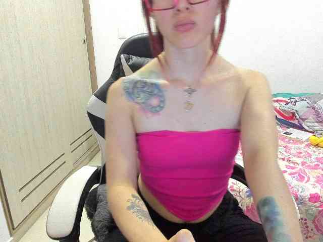 RevySadashiTrue webcam