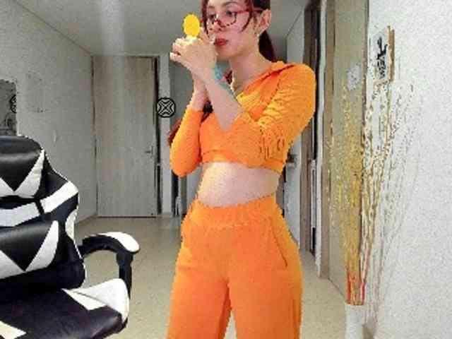 RevySadashiTrue webcam