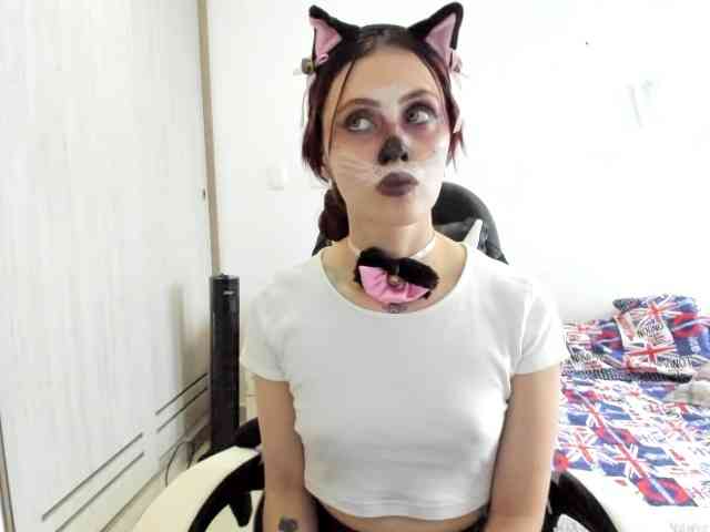 RevySadashiTrue webcam