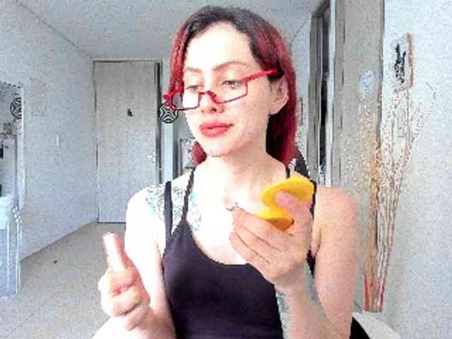 RevySadashiTrue webcam