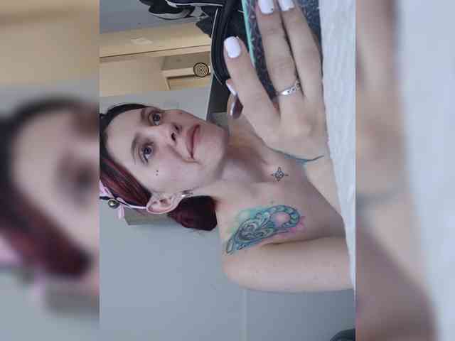 RevySadashiTrue webcam