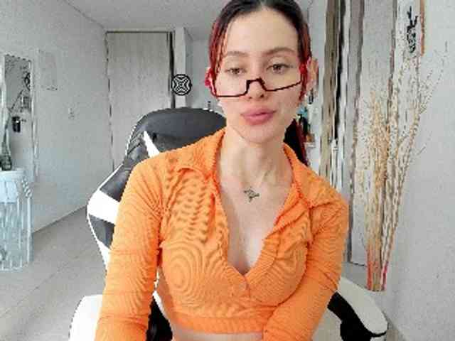 RevySadashiTrue webcam