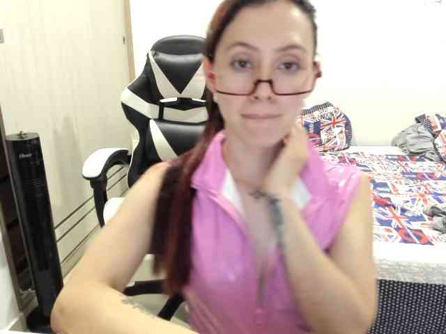 RevySadashiTrue webcam
