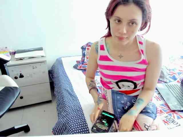 RevySadashiTrue webcam