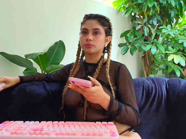 sharon-greey webcam