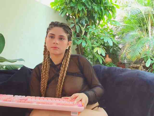 sharon-greey webcam