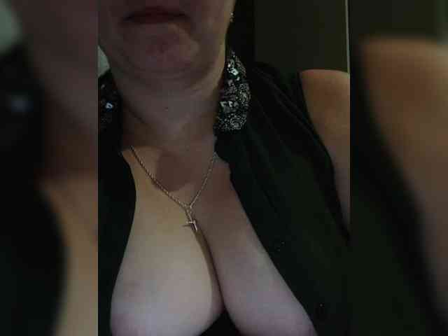 Vitalina272127 webcam
