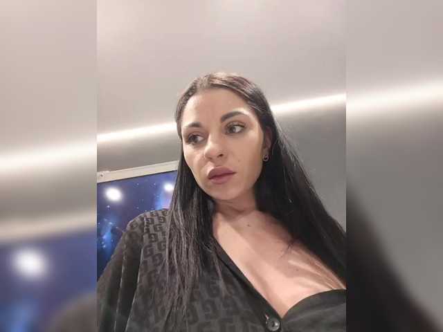 Entrez le videochat erotique avec le
modèle -Lili -Lili