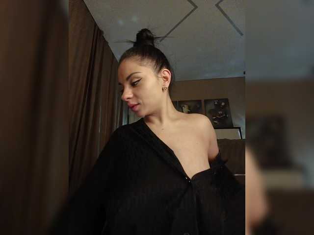 go to chat with -Lili