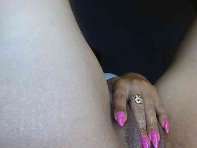 yessika-bustamante webcam