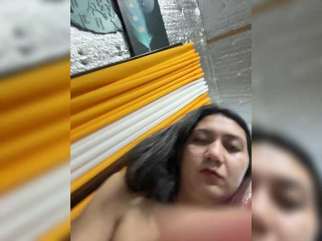 Gratis Live Sexcam mit DreamyTatiana DreamyTatiana