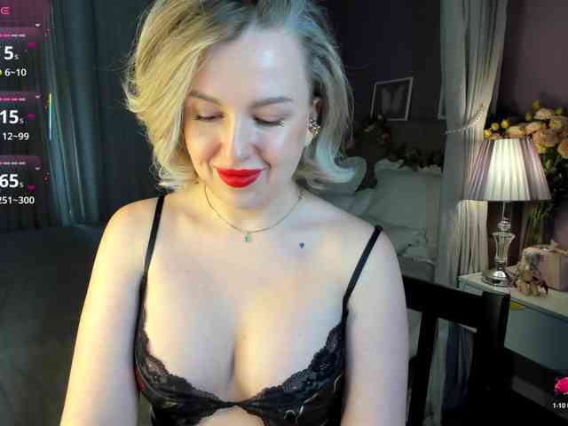 Nikki-Kai webcam