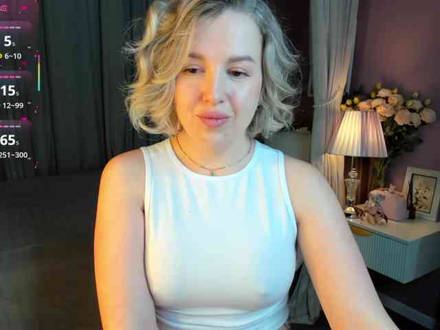 Nikki-Kai webcam